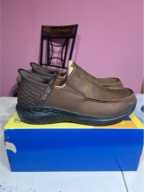 Skechers Men's Brown Leather Slip-On Shoes Size 11